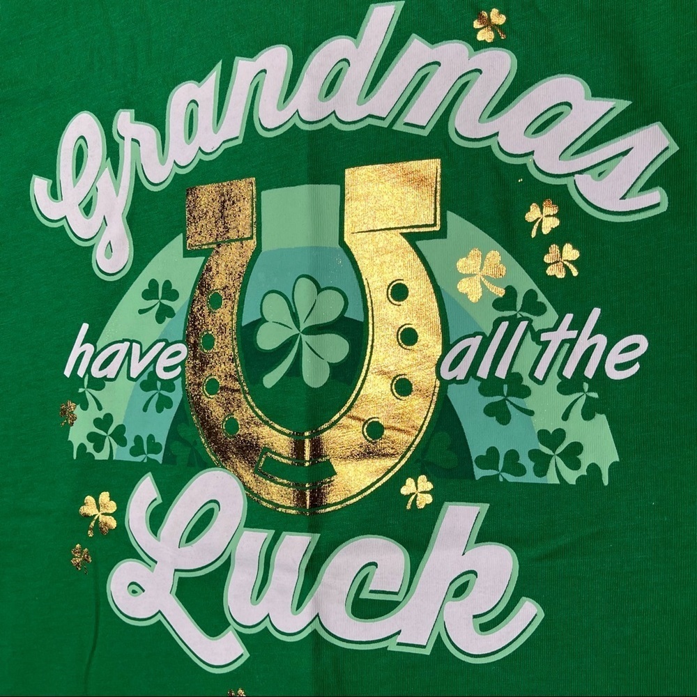 St Patricks Day Women's Grandmas Have All The Luck Green T-Shirt Plus Size 2X‎
